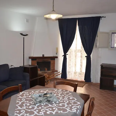 Il Cortiletto Apartment *